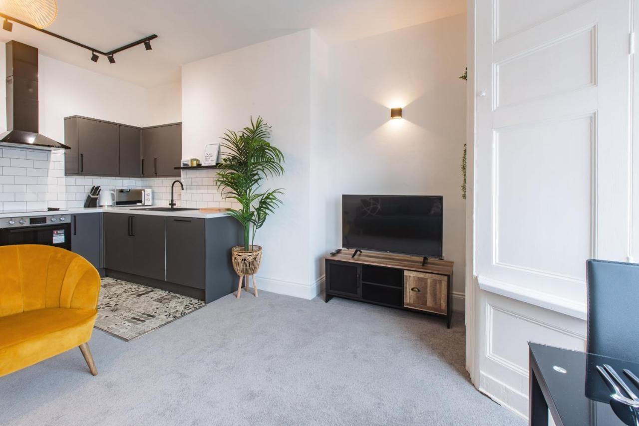 סנדרלנד 5 Roker Terrace - Seaview Apartments מראה חיצוני תמונה