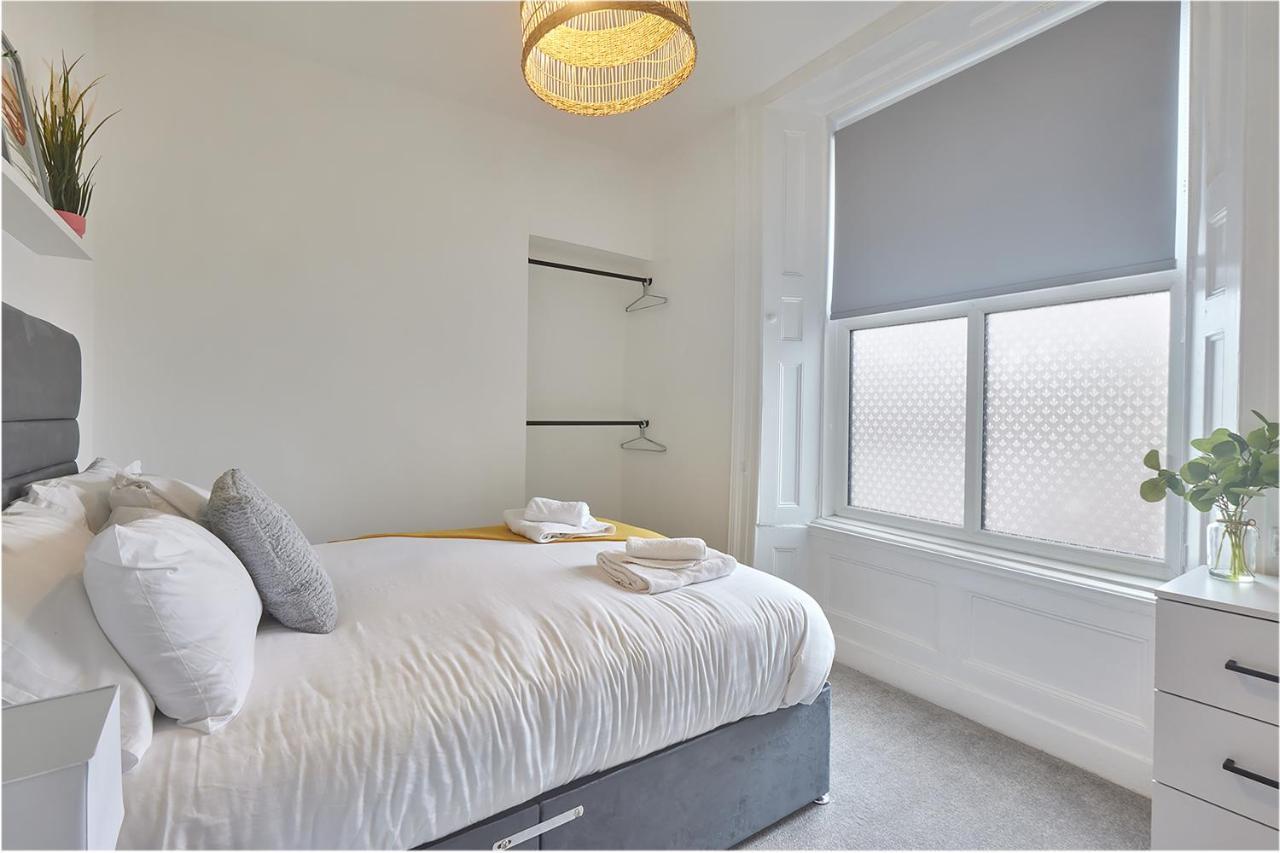 סנדרלנד 5 Roker Terrace - Seaview Apartments מראה חיצוני תמונה